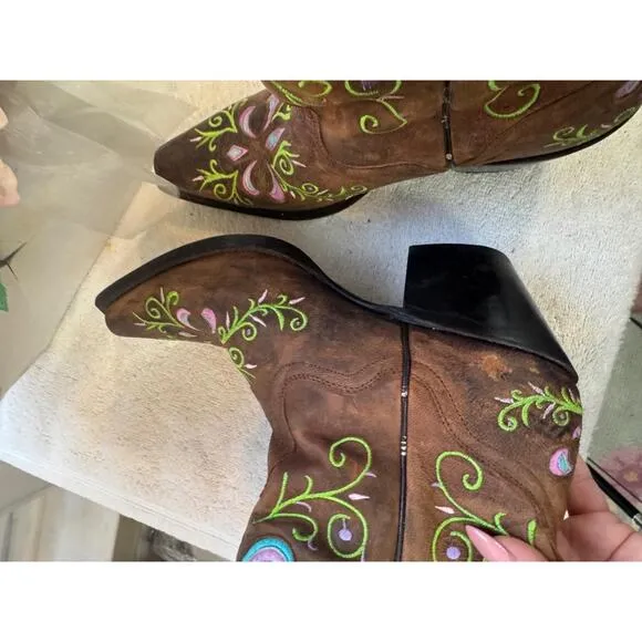 STERLING RIVER COWGIRL BOOTS -SR 140 BOOTS 9B(bota1500