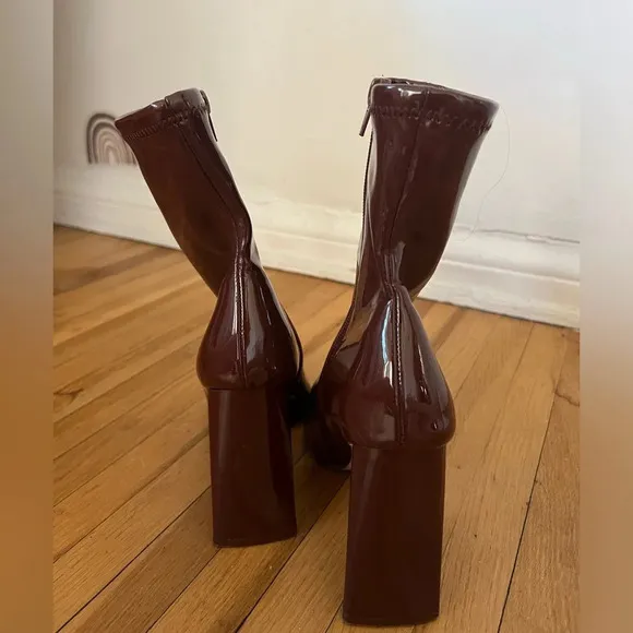 Steve Madden Brown Ticker Ankle Boots | 7.5