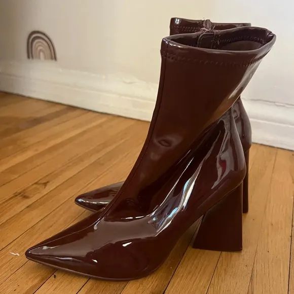 Steve Madden Brown Ticker Ankle Boots | 7.5