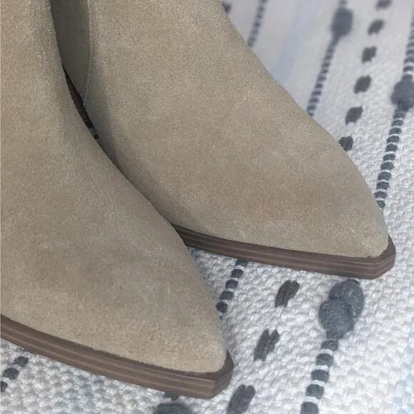 Steve Madden Calabria Suede Block Heel Ankle Boots Sand Tan Women's Size 10 M