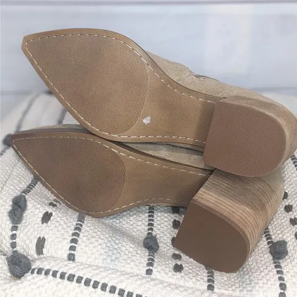 Steve Madden Calabria Suede Block Heel Ankle Boots Sand Tan Women's Size 10 M