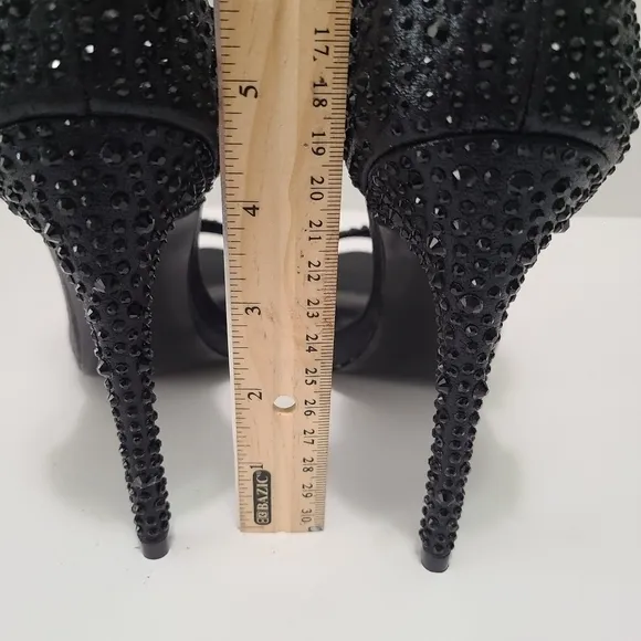 Steve Madden Maryland Black Rhinestone‎ Crystal Sandals 8M