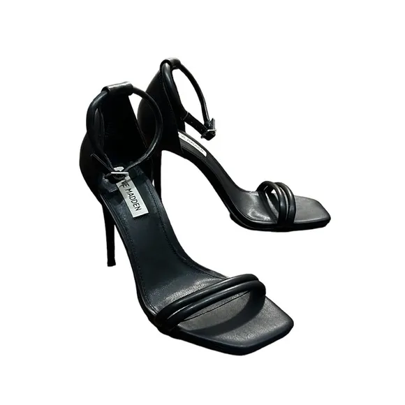 Steve Madden Nostalgic Black Sandals Size 8