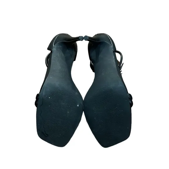 Steve Madden Nostalgic Black Sandals Size 8
