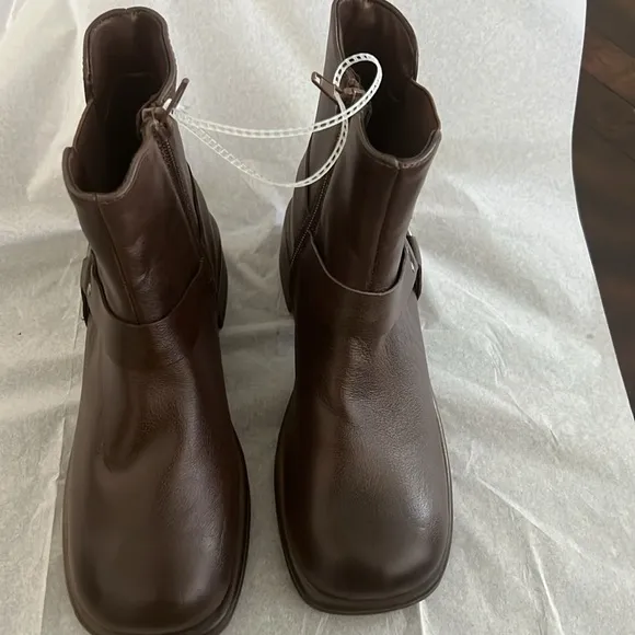 Steve Madden Rider Ankle Boot.