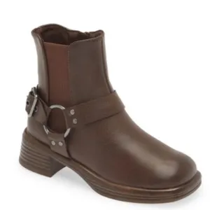 Steve Madden Rider Ankle Boot.
