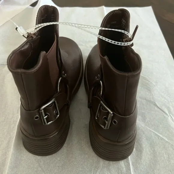 Steve Madden Rider Ankle Boot.