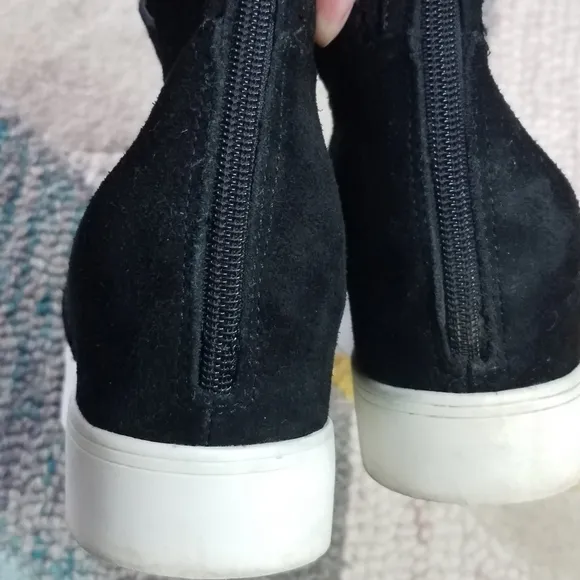 Steve Madden Winni Suede Sneaker Bootie 11