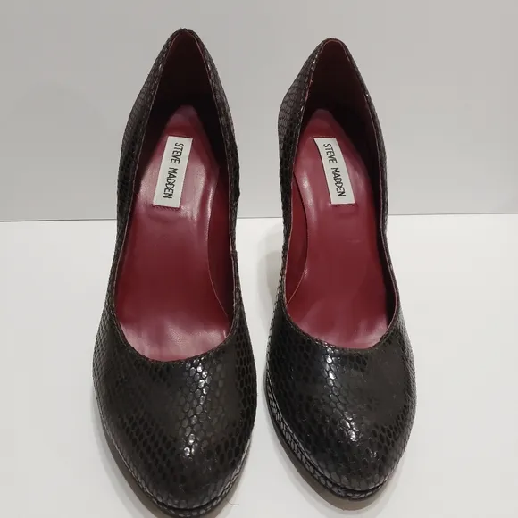 Steve Madden Women's &quot;Bogarrt&quot; Leather Snake Print Pumps Shoes Sz 10