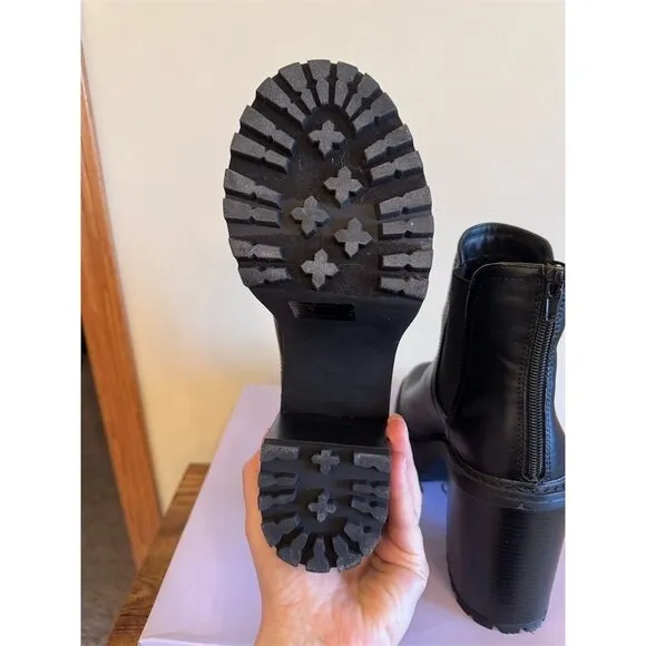 Steve Madden Women's Kamora Platform Chelsea Boots Black Size 10
