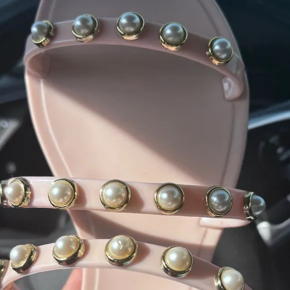 Steve Madden Yalsa Pearl Sandals