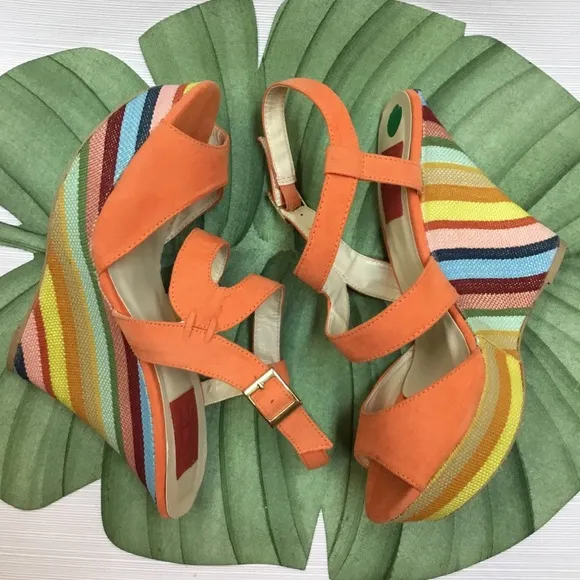 Striking Colorful Platforms by HRF.