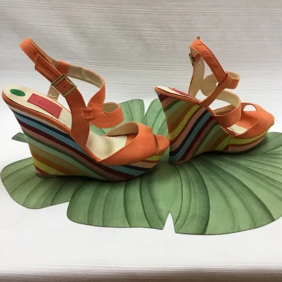 Striking Colorful Platforms by HRF.