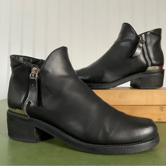 Stuart Weitzman Biker-Style/Western Ankle Boots in Black Leather