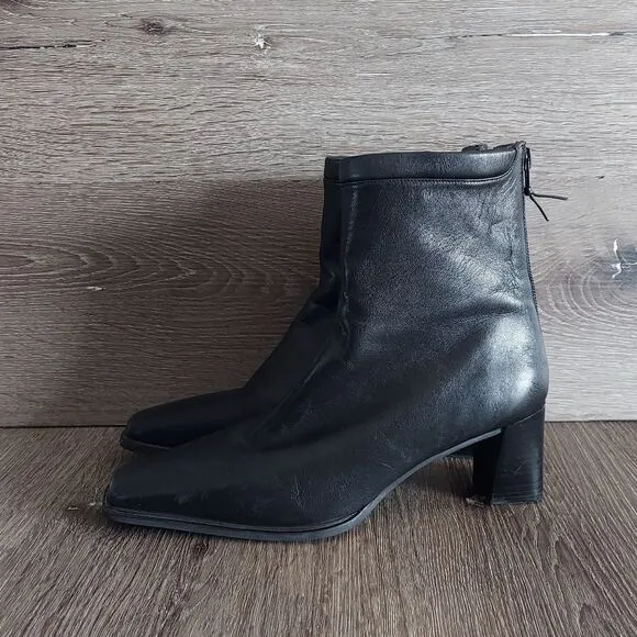 Stuart Weitzman Black Leather Ankle Boots Size 7
