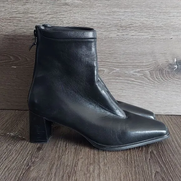 Stuart Weitzman Black Leather Ankle Boots Size 7