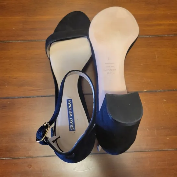 Stuart Weitzman Nearlynude Black Suede Sandals