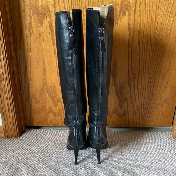 Stuart Weitzman Tall Leather Boots in Black
