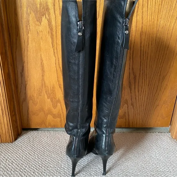 Stuart Weitzman Tall Leather Boots in Black
