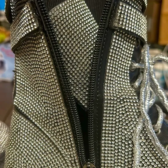 Stubbed Silver Work Boots