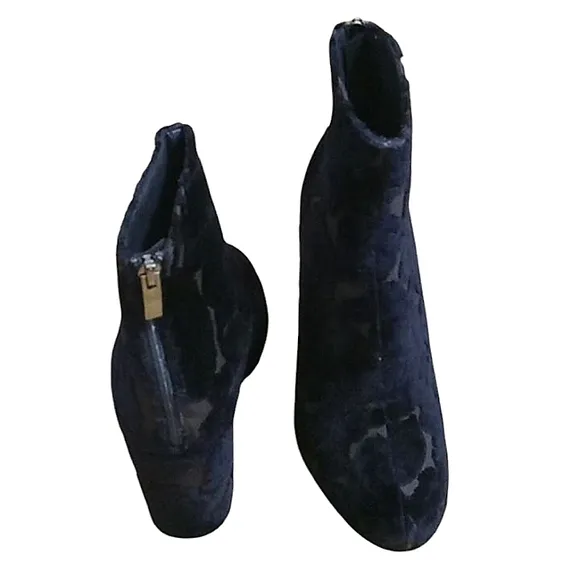 Sundance Black Velvet Burnout Ankle Boots Almond Toe Back Zipper Block Heel