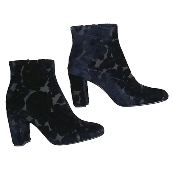 Sundance Black Velvet Burnout Ankle Boots Almond Toe Back Zipper Block Heel