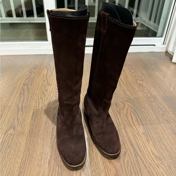 Superfeet  boots 100% leather brown suede feeling in the outside