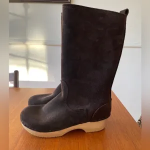 Sven Brittany Clog Suede Tall Boots