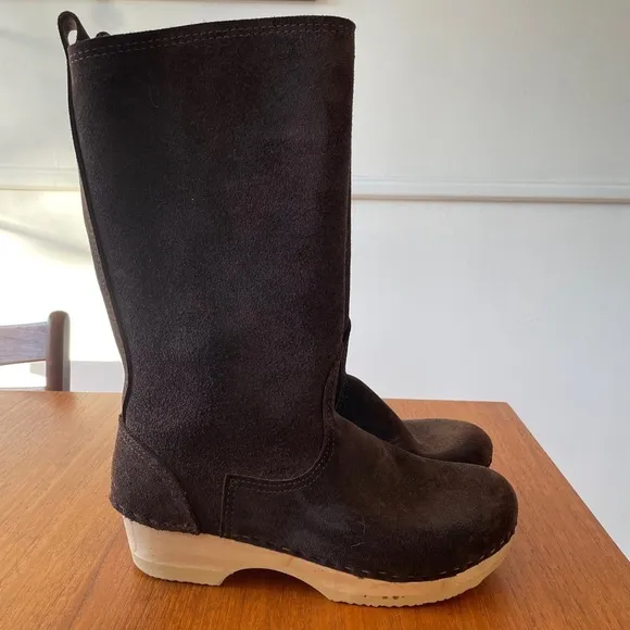 Sven Brittany Clog Suede Tall Boots