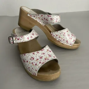 Sven Made In Sweden Leather Floral Print Wooden Clog Sandals Size 38 / US 7