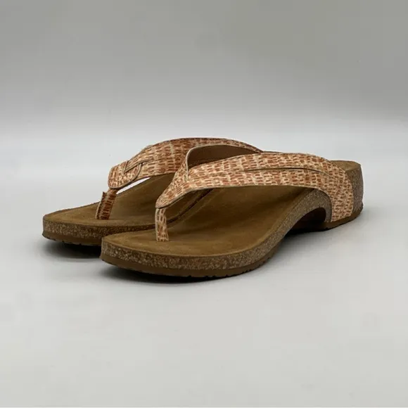 Taos Link Sandals. Size 9-9.5