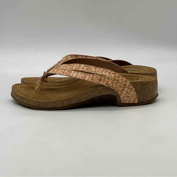 Taos Link Sandals. Size 9-9.5