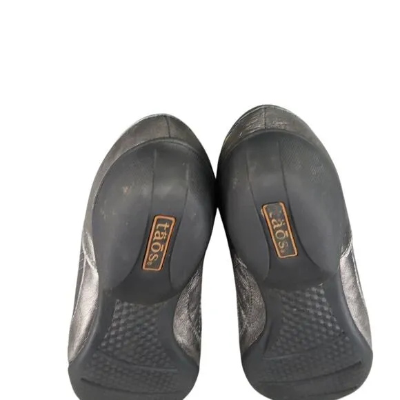 Taos Shoes Womens 9 Sneakers Lifestyle Comfort Leather Metallic Steady Walking