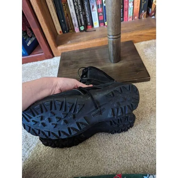 Tecnica black suede women's hiking winter boots euc sz 9