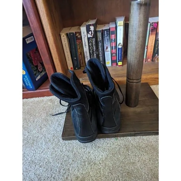Tecnica black suede women's hiking winter boots euc sz 9