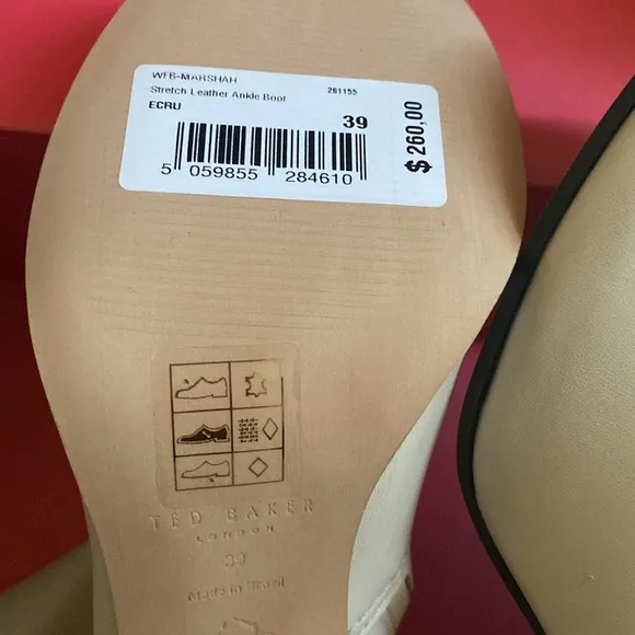 Ted Baker Leather Marsah Ankle Boots Ecru NEW with BOX Size 39 EU / 9 US