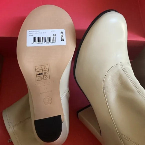 Ted Baker Leather Marsah Ankle Boots Ecru NEW with BOX Size 39 EU / 9 US