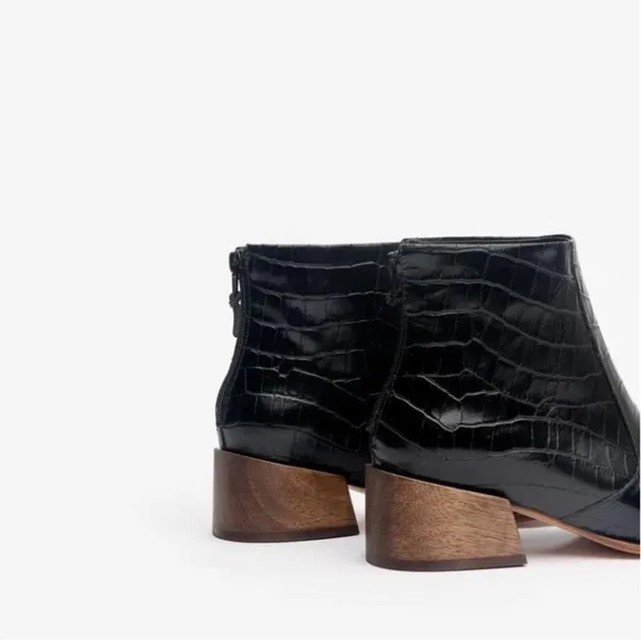 Teresa Crocodile boots Black leather size 38