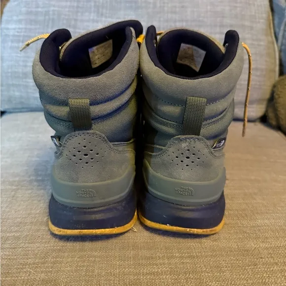 The North Face Back-To-Berkeley III Textile Men Waterproof Hiking Boots sz 11.5
