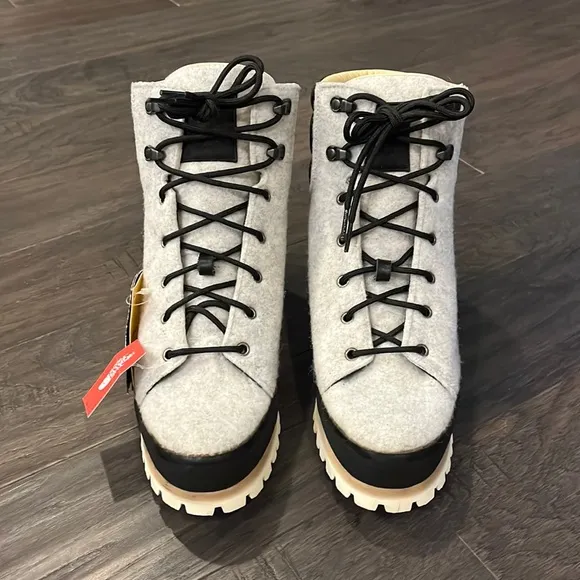 The North Face Cryos Urban Explorer Boots Italy wool leather hiking Womens Sz 10