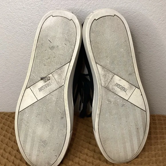 Thursday Premier Low Top Mens Sz US 9 Black White Casual Classic Shoes Sneakers