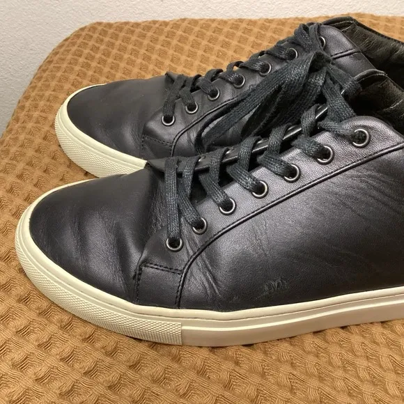 Thursday Premier Low Top Mens Sz US 9 Black White Casual Classic Shoes Sneakers