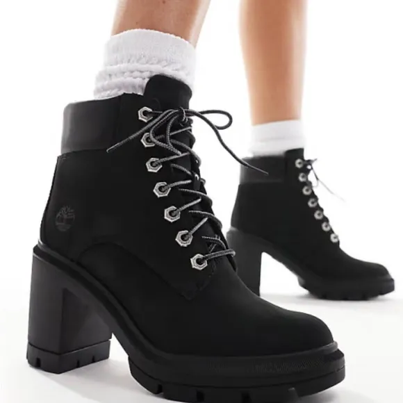 Timberland Black Heeled Boots with Chunky Heel