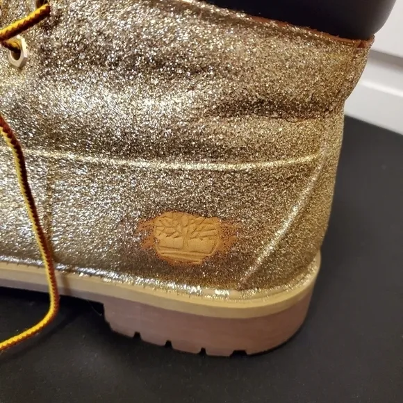 Timberland Boots Covered in Gold Glitter  …