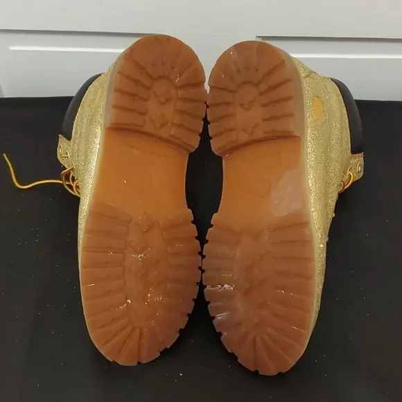 Timberland Boots Covered in Gold Glitter  …