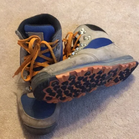 Timberland Hiking Boots in Blue and Tan