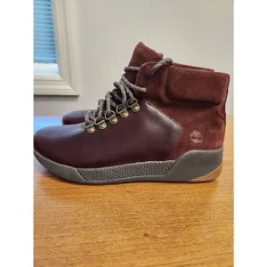 TIMBERLAND KIRI UP WOMEN'S BURGUNDY WATERPROOF LEATHER HIKING BOOTS #A1ZFW size