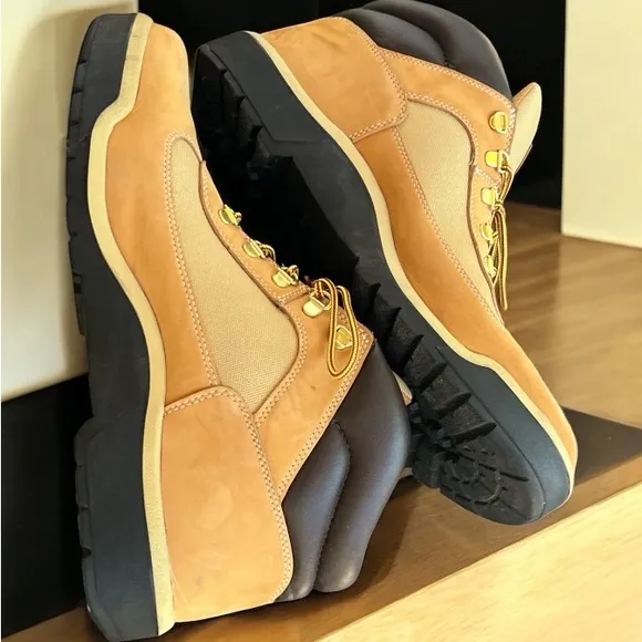 Timberland Men's Field Chukka  Boots