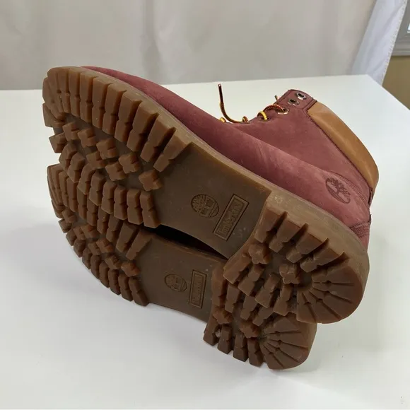 Timberland | Men's Waterproof Burgundy Tan Leather Boots Primaloft Size 10.5M