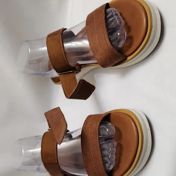 Timberland Sensorflex Brown Leather Velcro Strap sandals (w size 10)